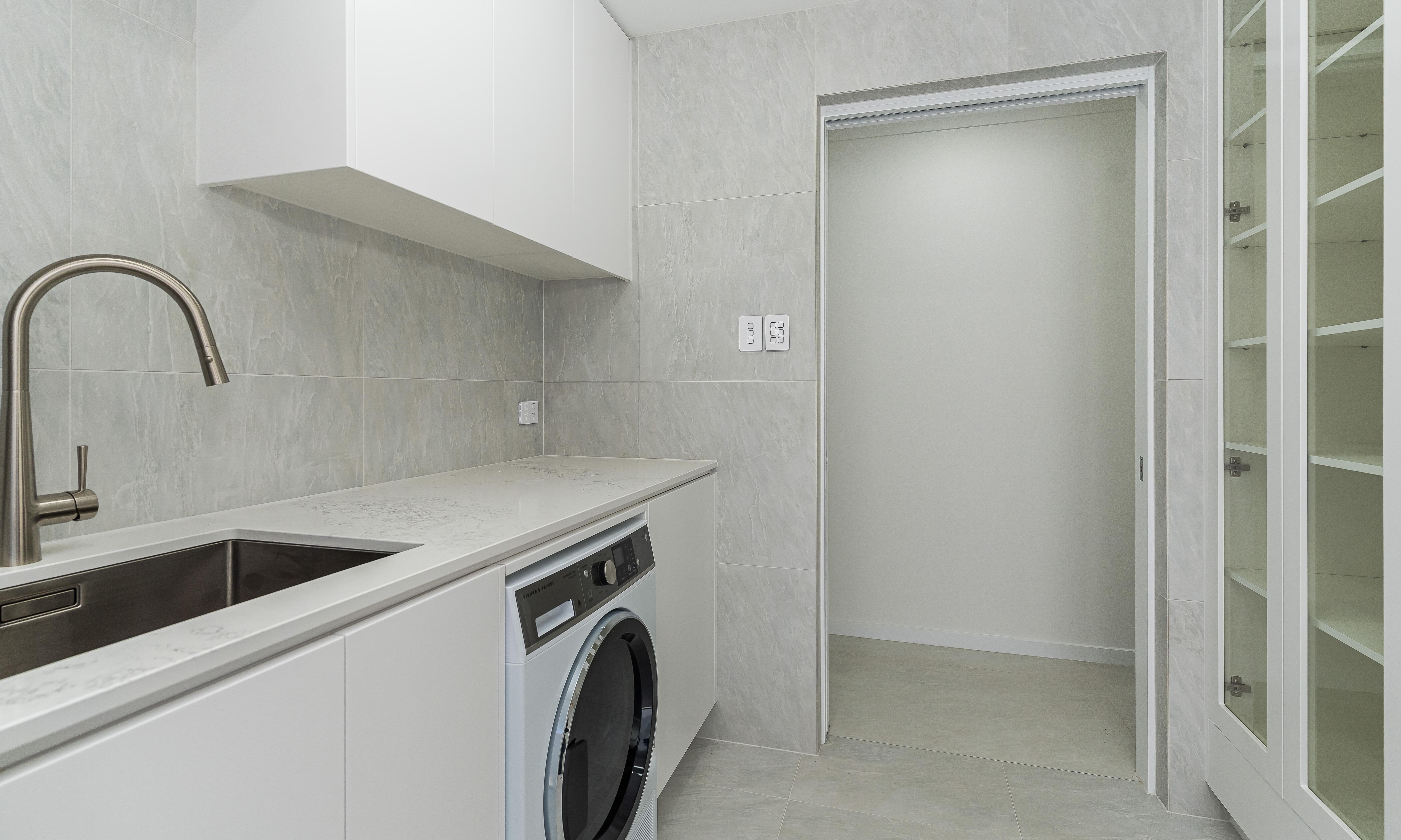 Laundry, 2pac cabinetry, caesarstone benchtop, tiles