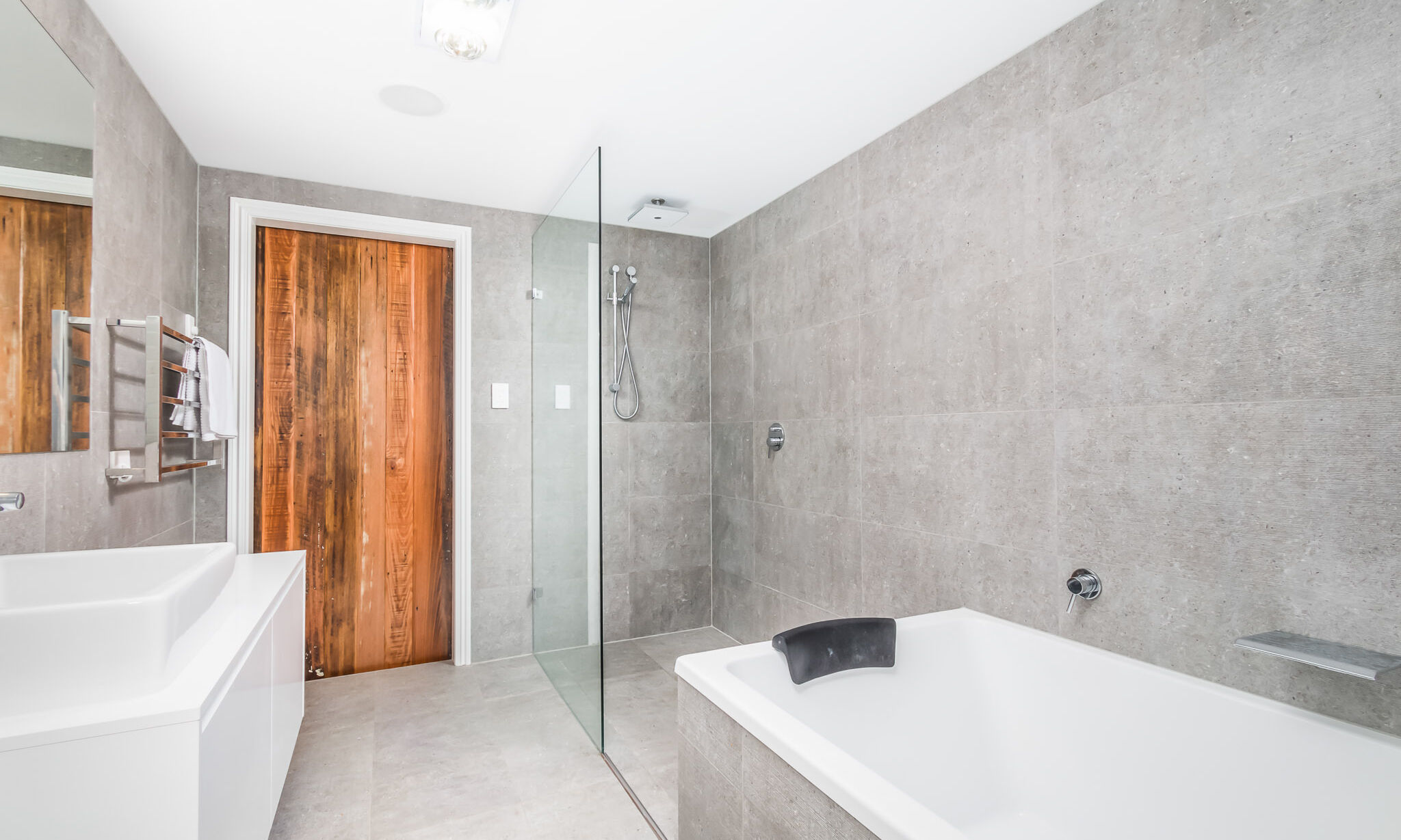 Bathroom with concrete look tiles