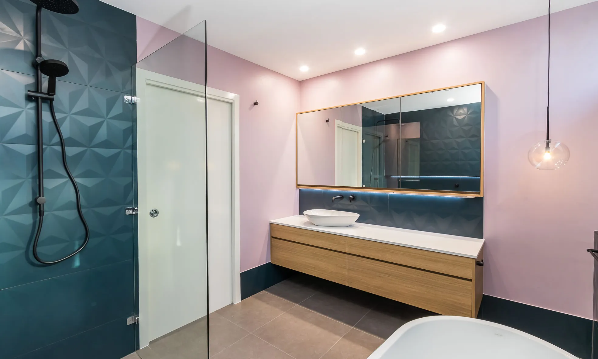 Floating Vanity-bathroom-3D feature tile