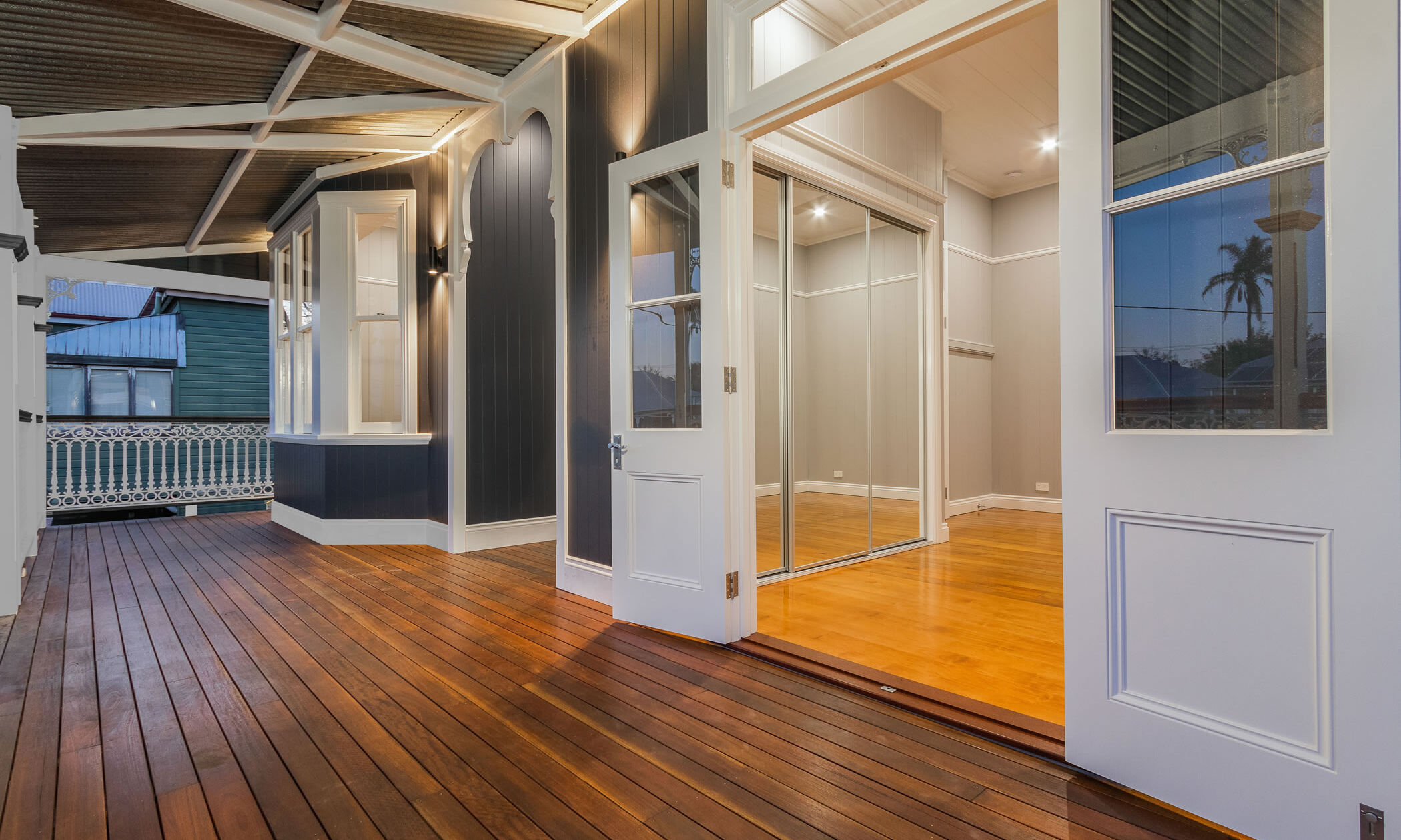 Traditional Queenslander Renovation Front Deck and Balustrade