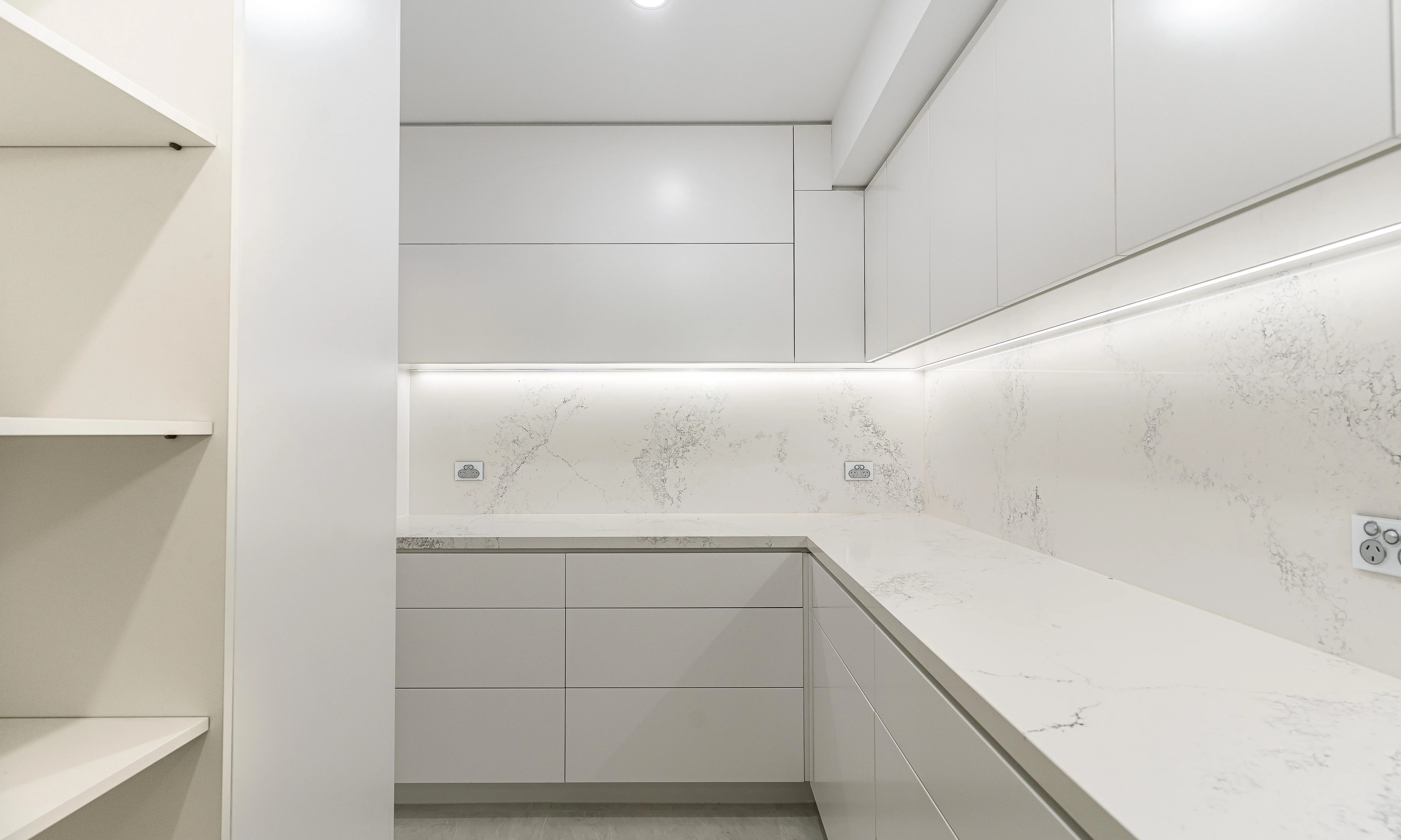 Walk in pantry, 2-pac cabinets, 40mm stone benchtop, led strip lights