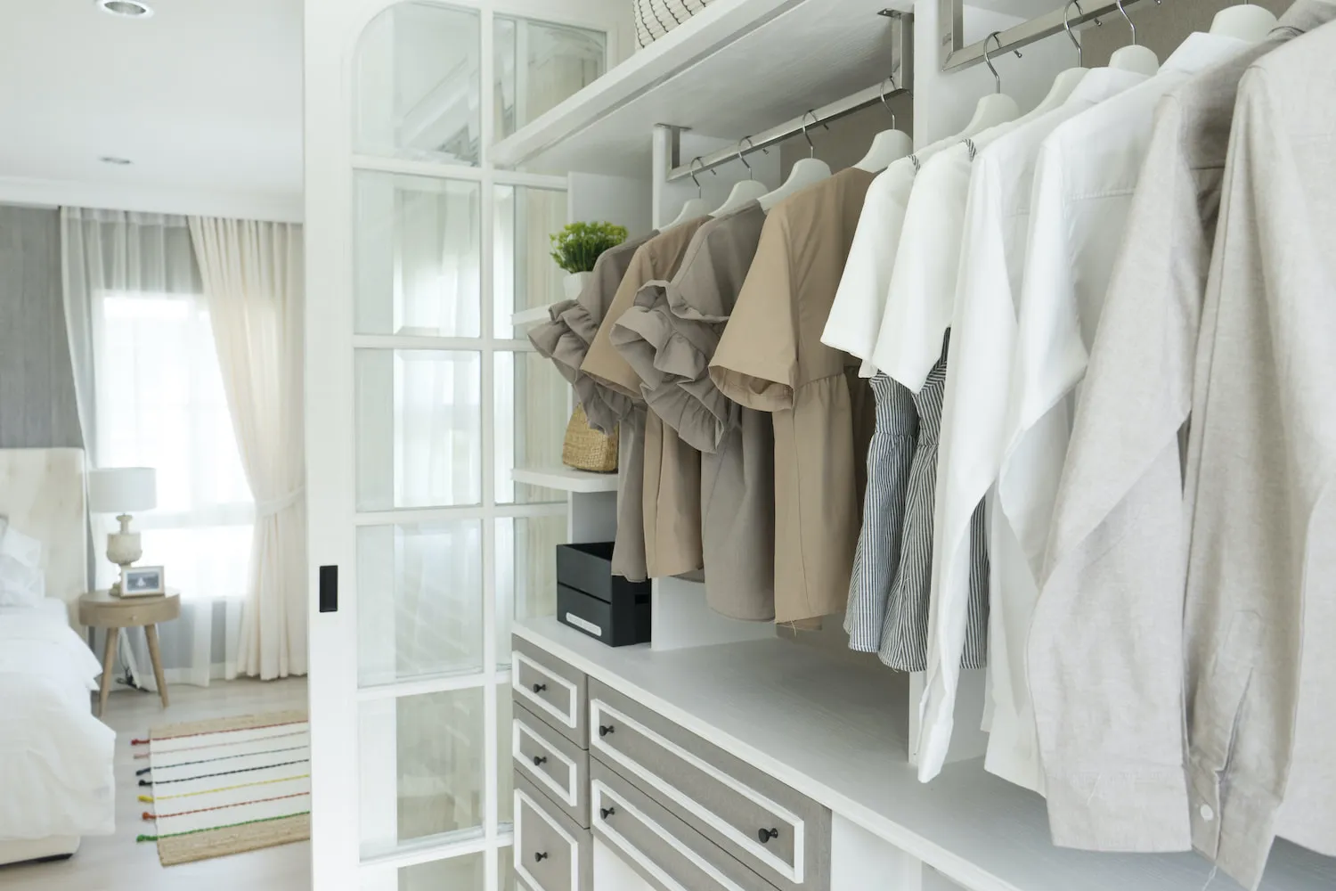 walk-in-wardrobe-designs