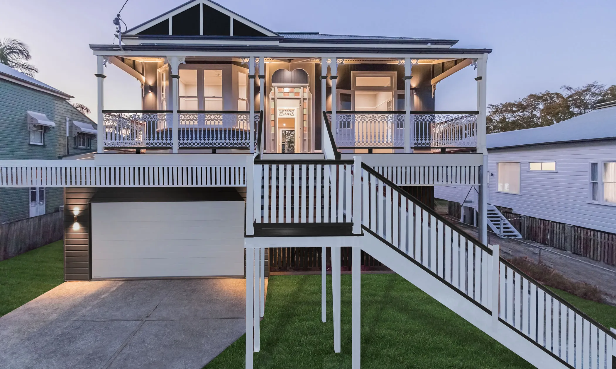 Traditional Queenslander Renovation Front of house, lace work and deck