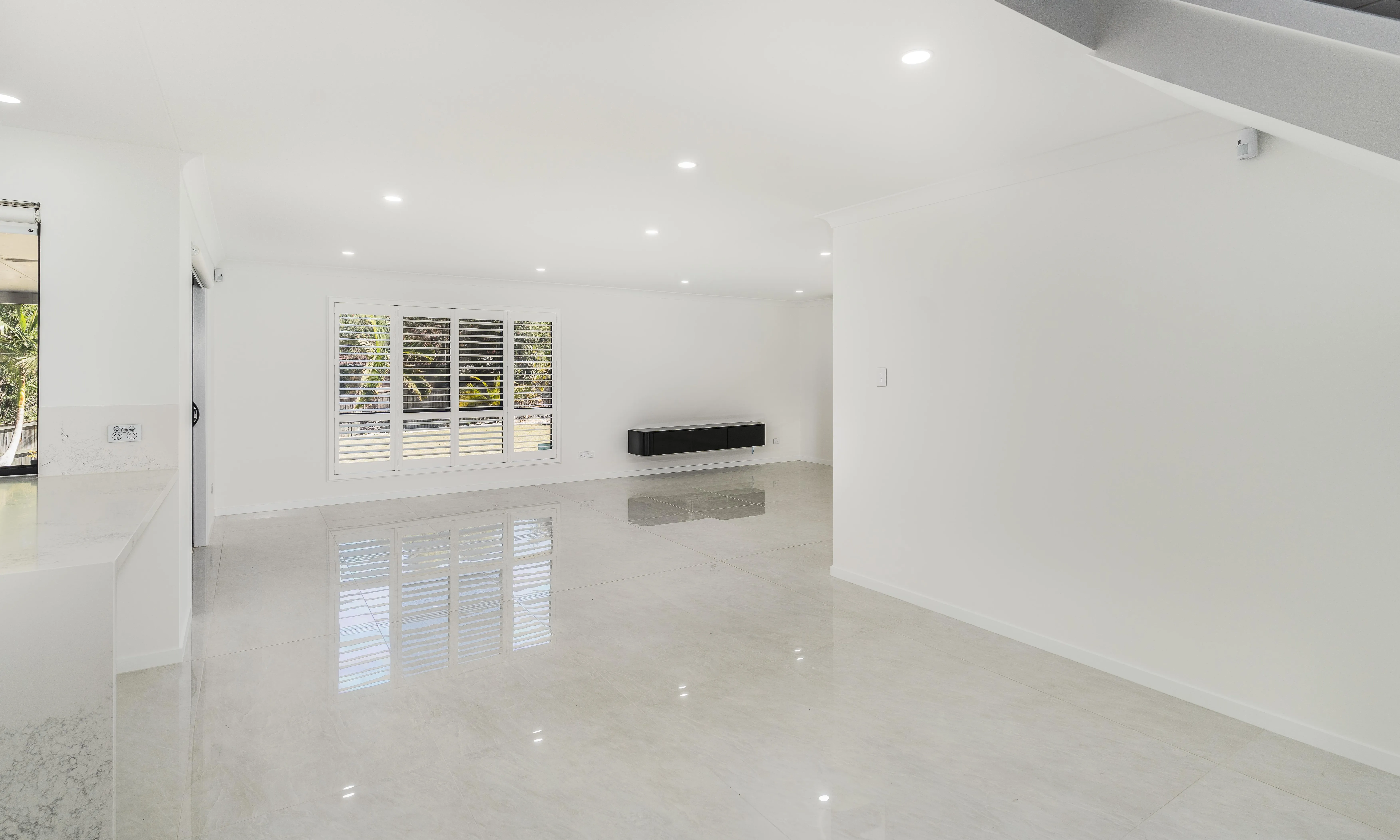 Floor tiles, shutters, 40mm stone benchtop