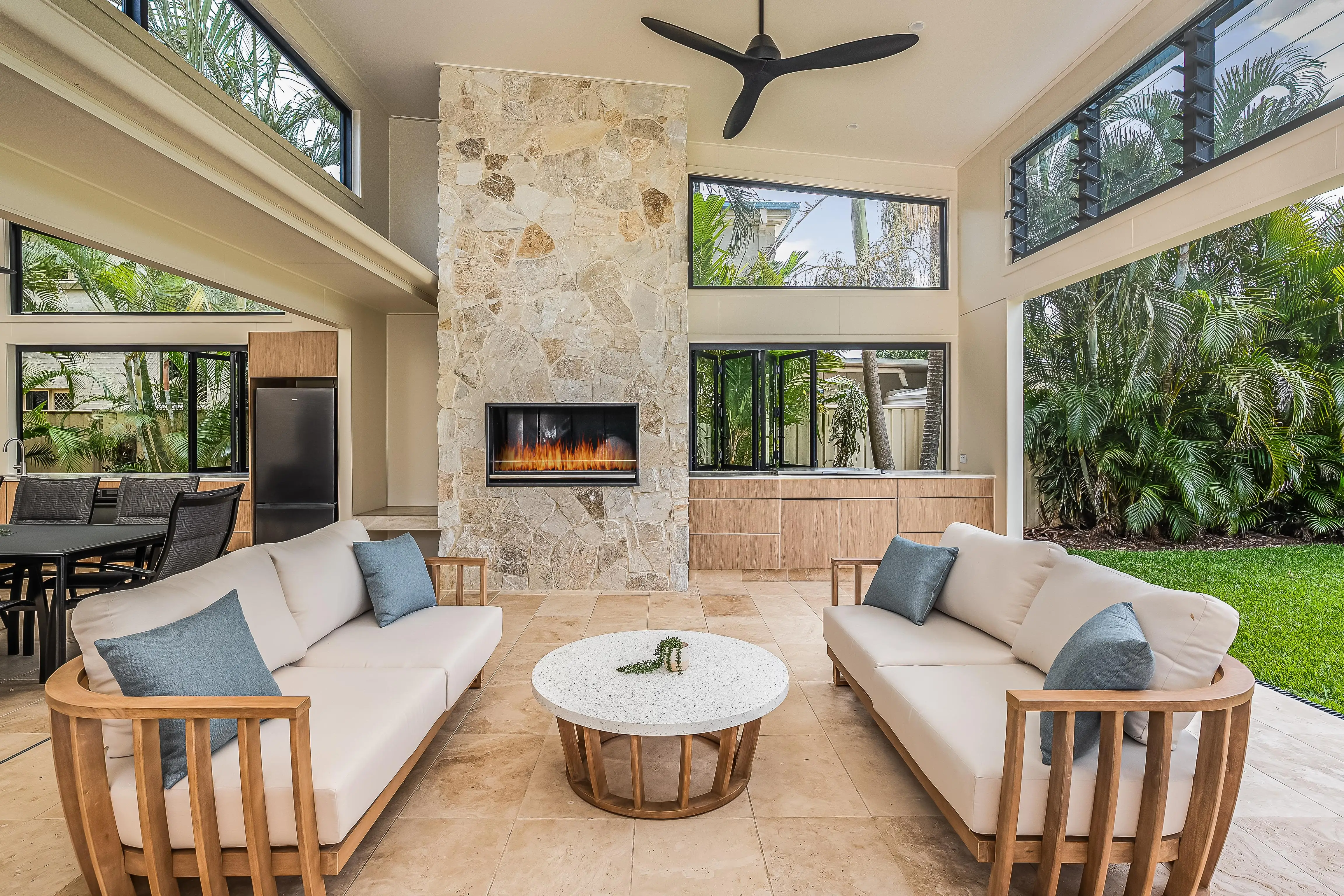 Sweetapple - Outdoor kitchen stack stone chimney, fireplace
