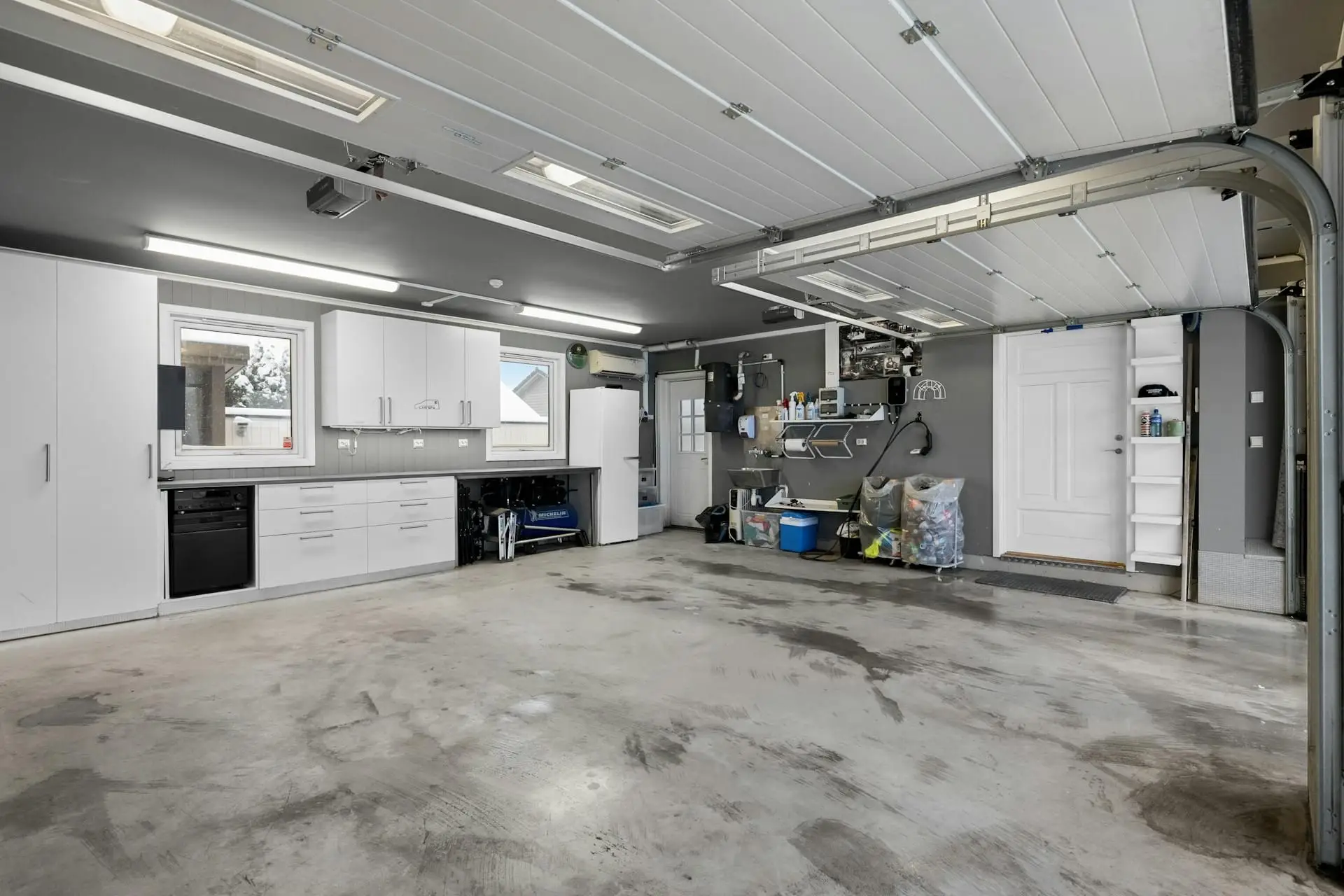 garage