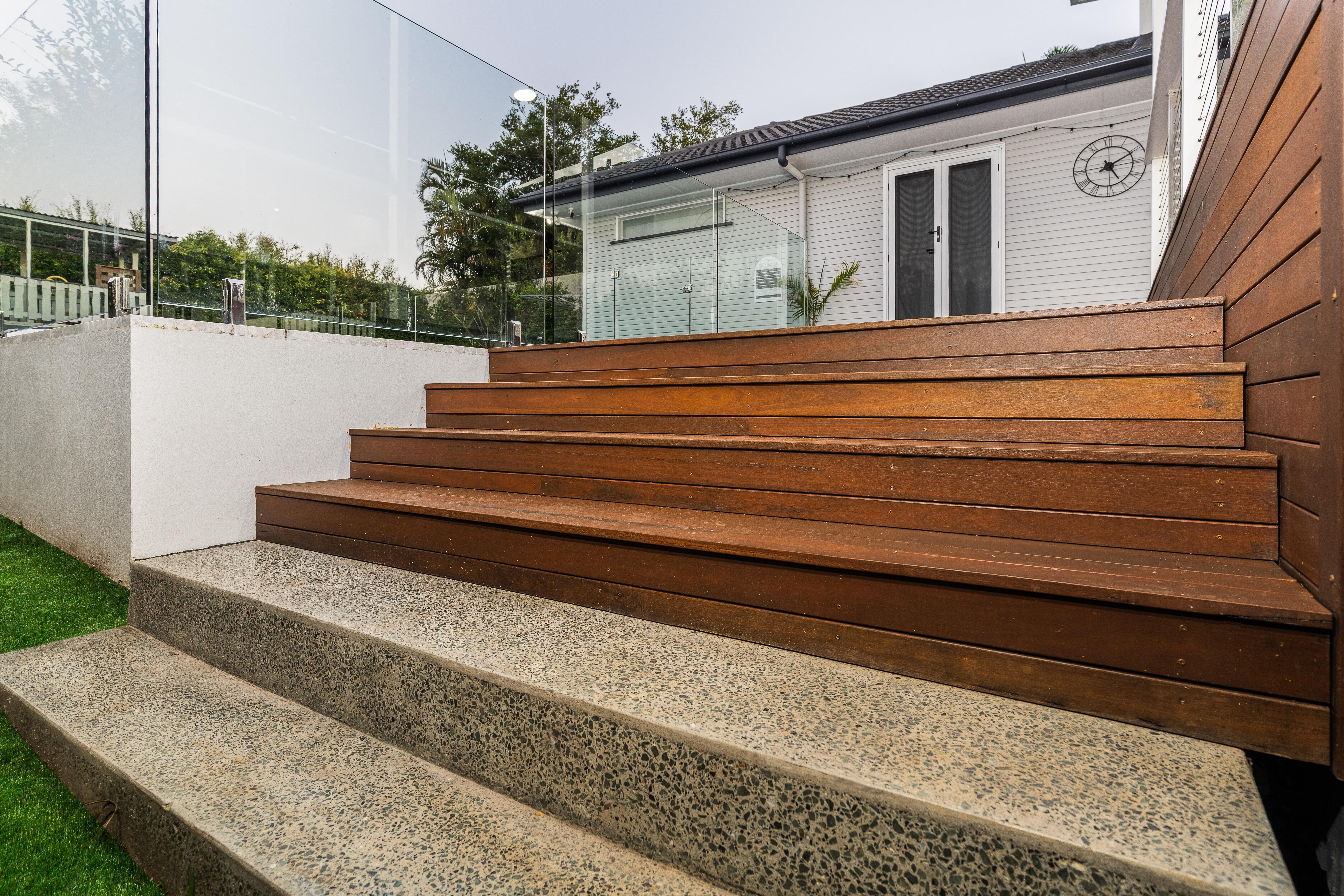 Tarragindi deck, concrete polished stiars