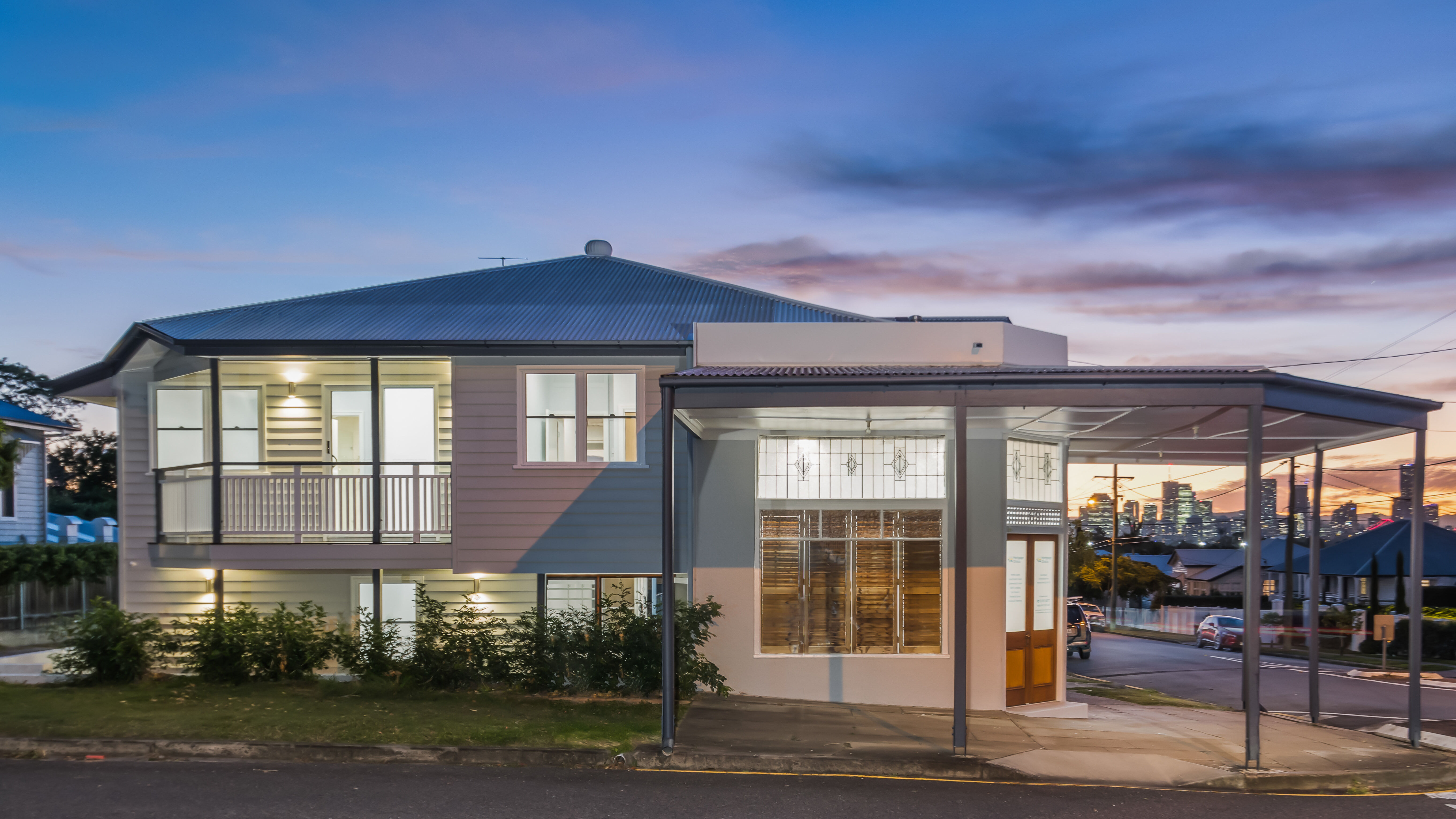 Exterior Front and Shop front in Norman Park