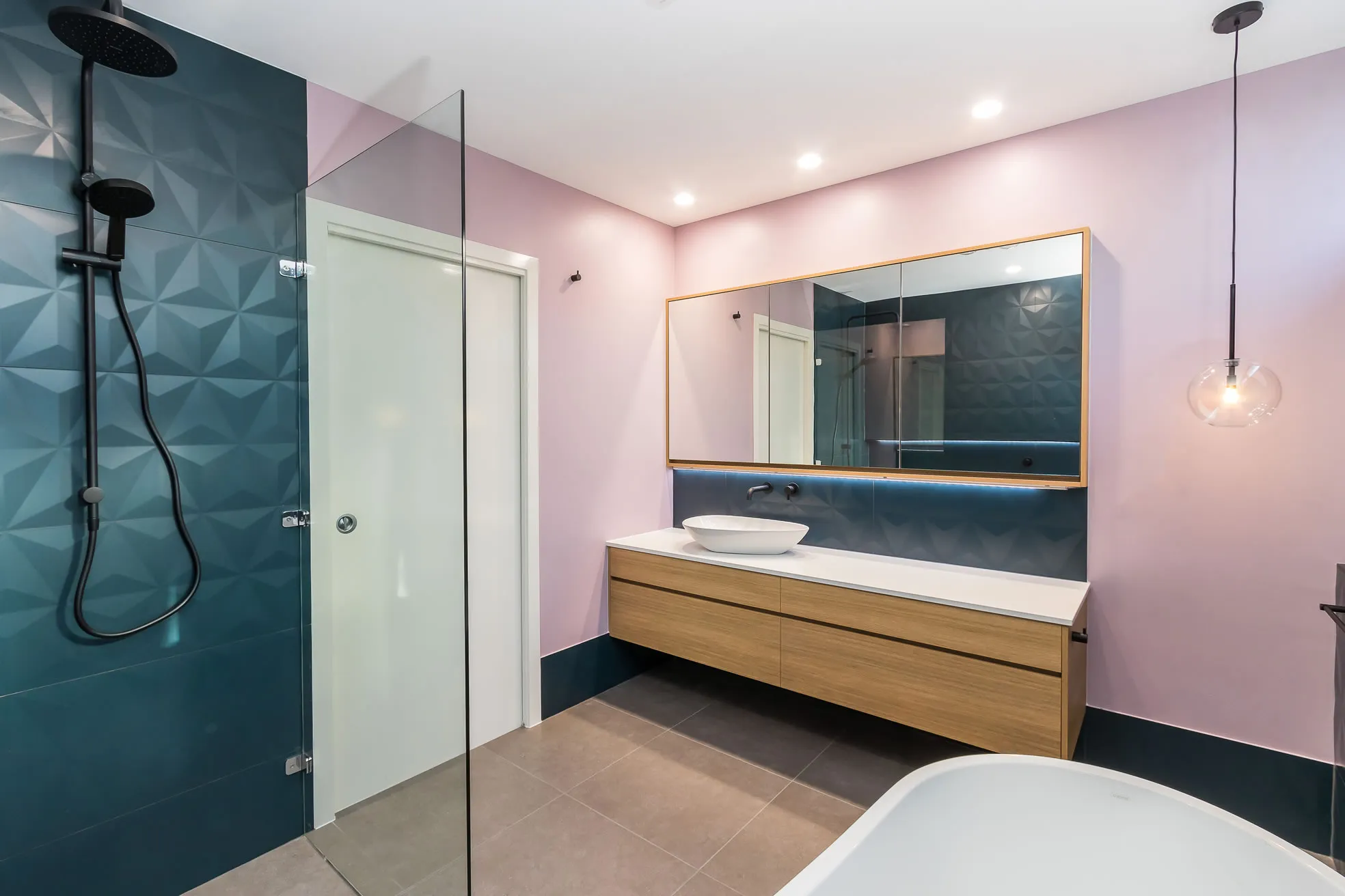 Floating Vanity-bathroom-3D feature tile