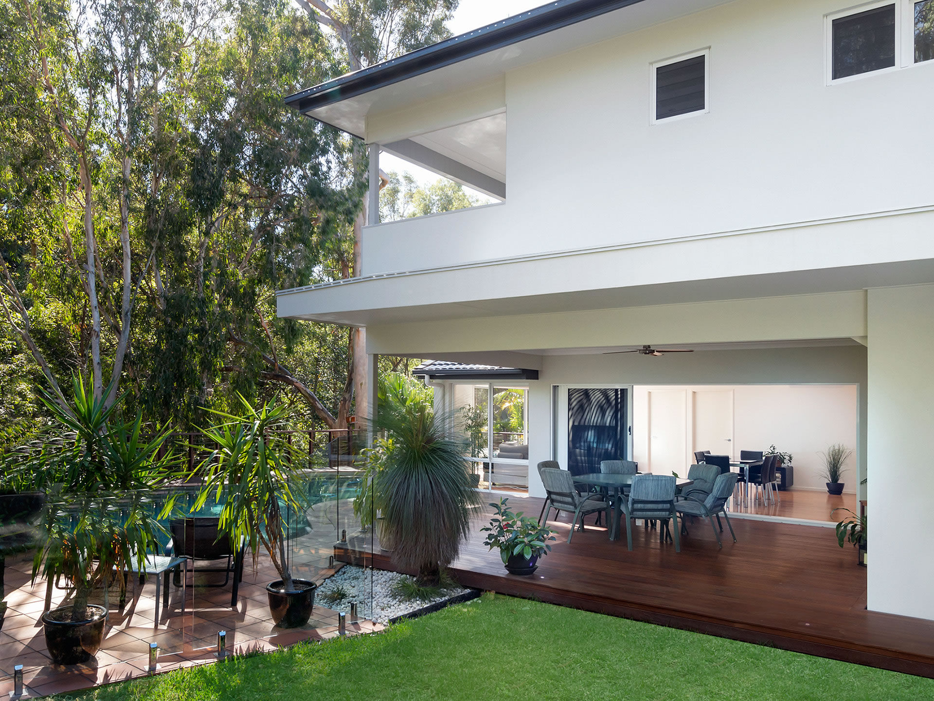 Outdoor entertaining area