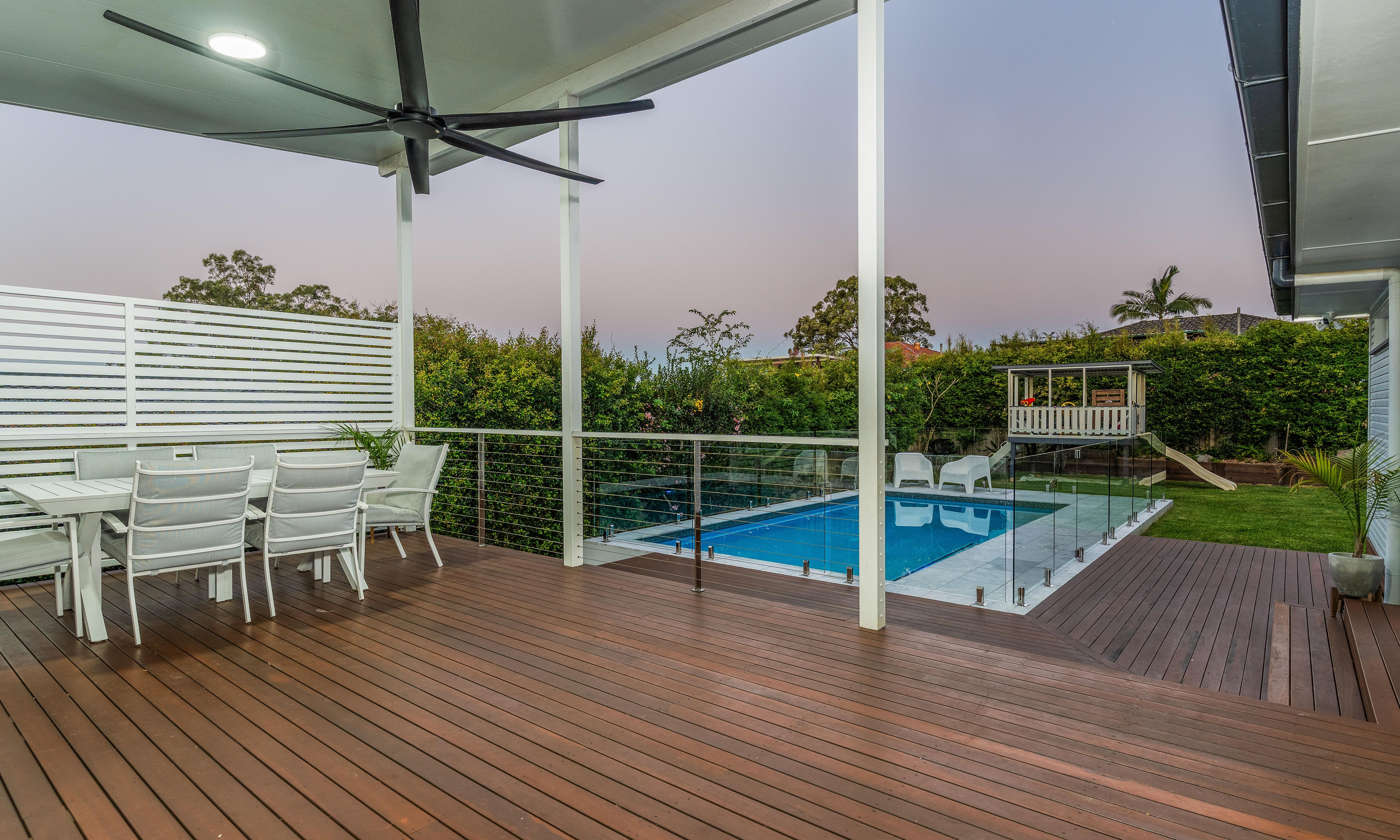 Tarragindi Mebau Deck